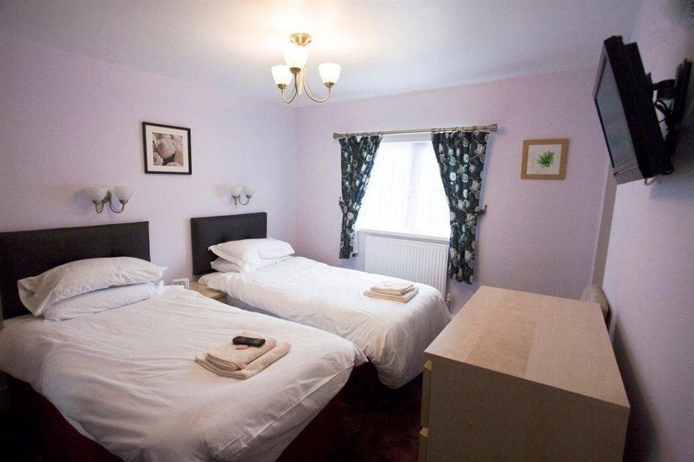 Hawthorn Hotel Radcliffe Eksteriør bilde
