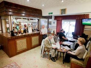 Hawthorn Hotel Radcliffe Eksteriør bilde