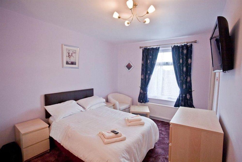 Hawthorn Hotel Radcliffe Eksteriør bilde